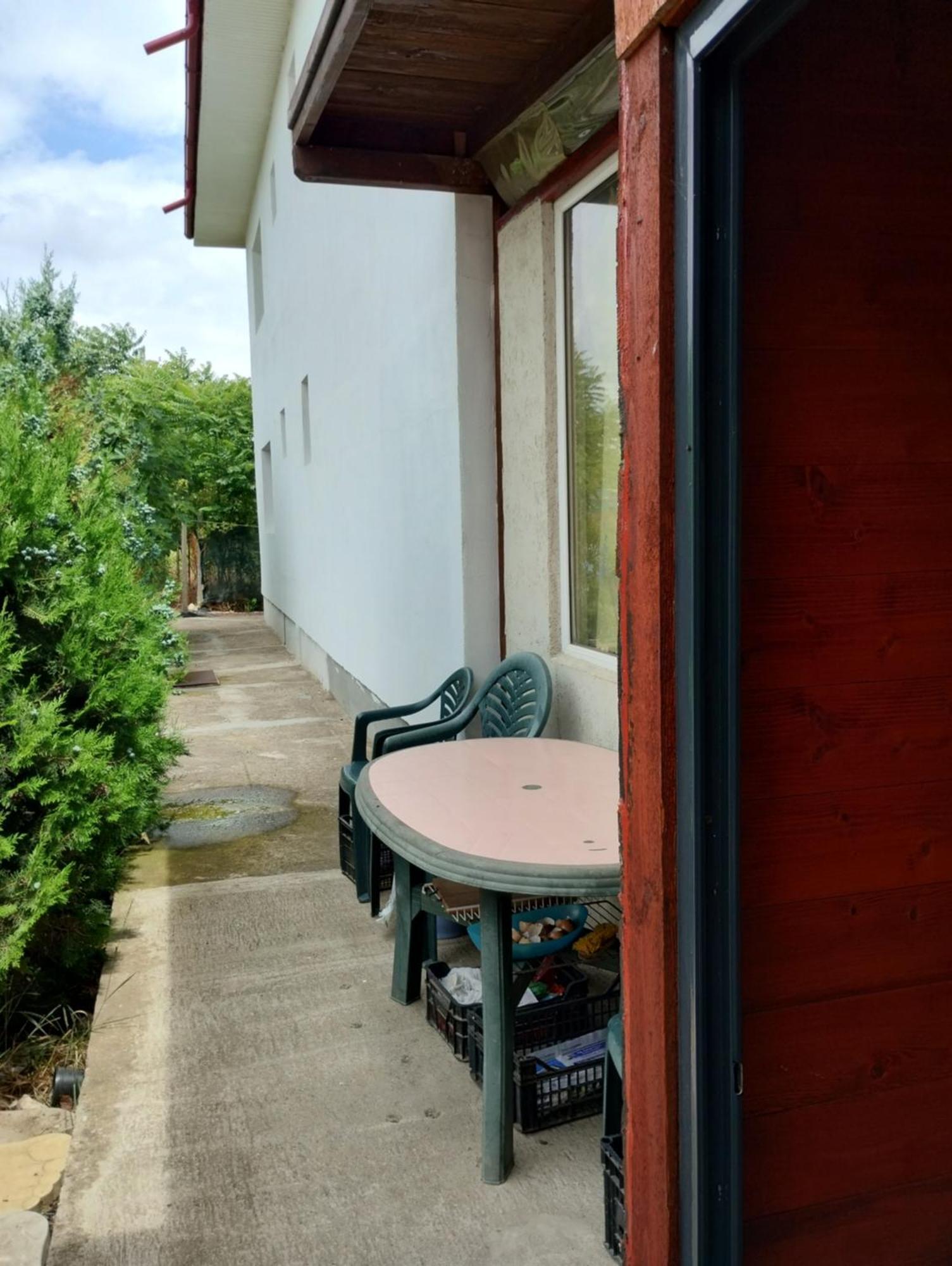 מלון Douăzeci şi Trei August Casa Doina מראה חיצוני תמונה